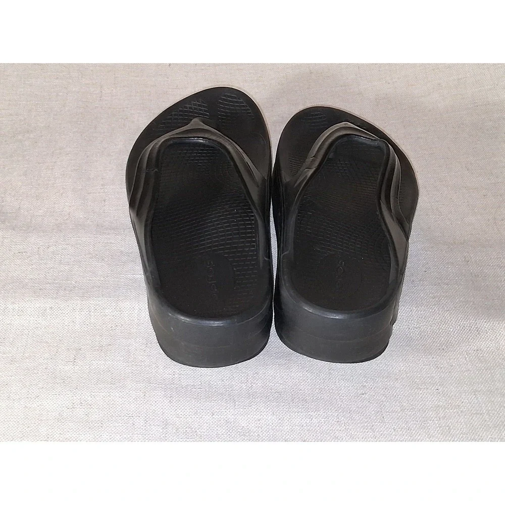 Oofos OOriginal Recovery Sandals Black Thong Flip Flops Mens 8 Womens 10 EU 41
